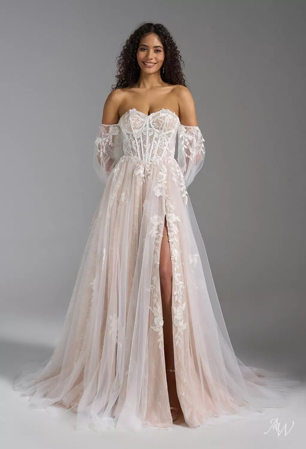 aw bridal gown lacey 1